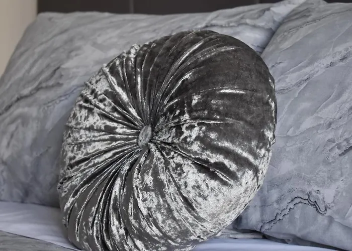 Marias - In Centre,near לרנקה