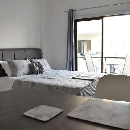 Marias - In Centre,near Apartment Larnaca